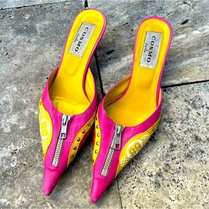 EXTREMELY RARE/ Vintage Cosmo Paris Raceway/ Race Track Kitten Heels